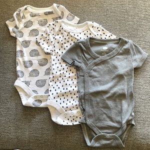 0-3 Month onesies white black and grey